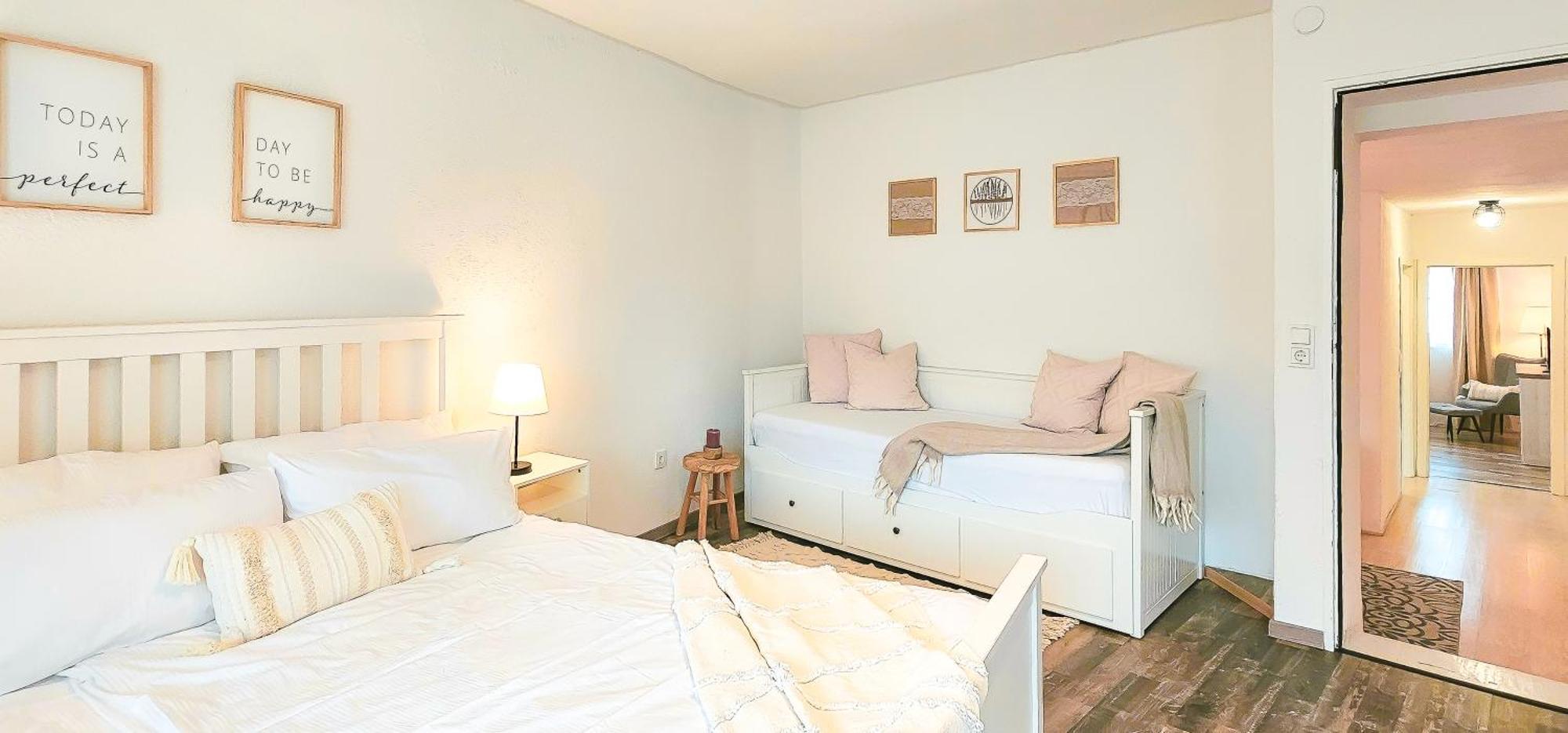 Apartment Suedwind - Beautiful Premium Apartment With 2 Bedrooms Near Rhine Falls & Zurich Airport In Klettgau Weisweil  Dış mekan fotoğraf
